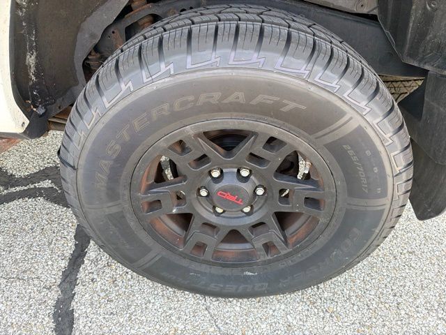 Used 2018 Toyota 4Runner SR5 Premium AWD/4WD image 7