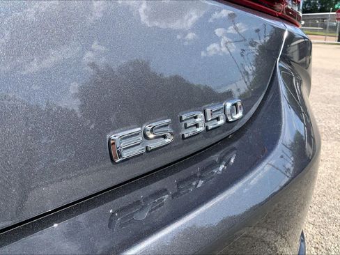 Used 2025 Lexus ES 350 w/ Premium Package FWD image 30