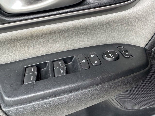 Used 2019 Honda CR-V EX image 21