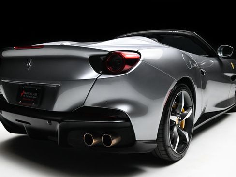Used 2022 Ferrari Portofino M RWD image 28