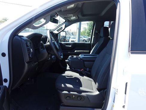 Used 2025 Chevrolet Silverado 2500 Custom w/ Custom Value Package AWD/4WD image 20