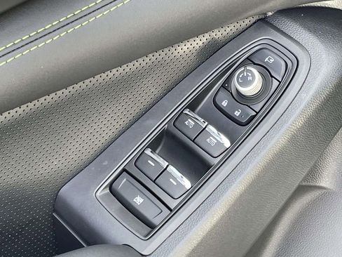 Certified 2025 Subaru Ascent Bronze Edition w/ Onyx Package image 17