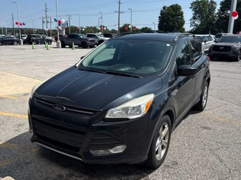 Used 2014 Ford Escape SE w/ Equipment Group 201A FWD image 1