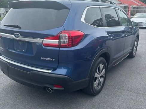 Used 2020 Subaru Ascent Premium w/ Convenience Package AWD/4WD image 3