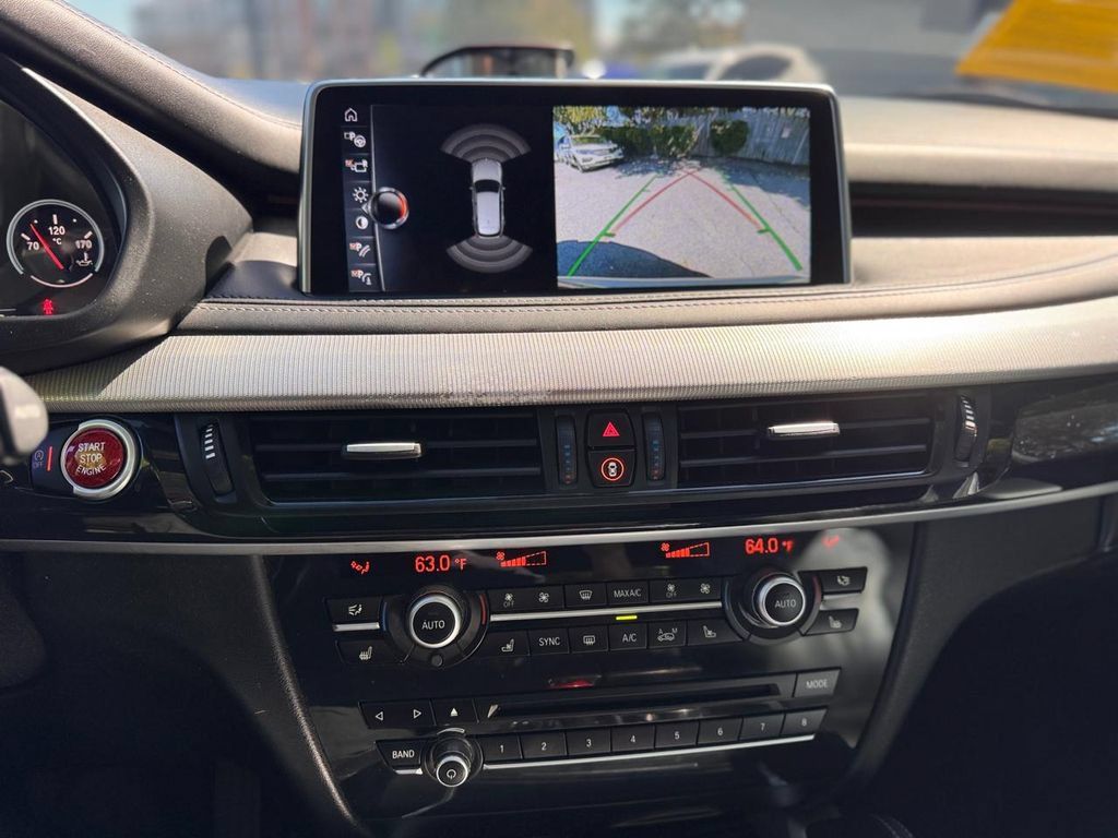 Used 2017 BMW X5 M AWD/4WD image 15