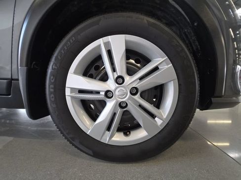 Used 2025 Nissan Kicks Play S FWD image 28