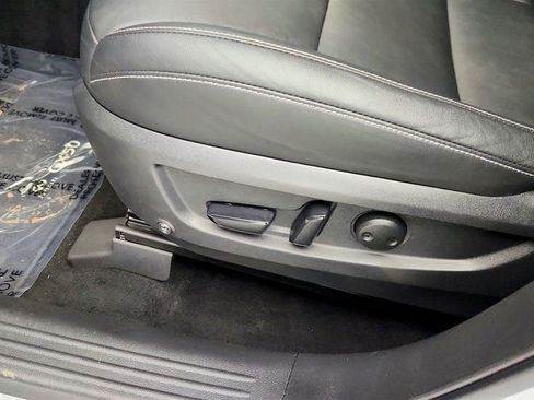 Used 2019 INFINITI QX50 Pure image 11