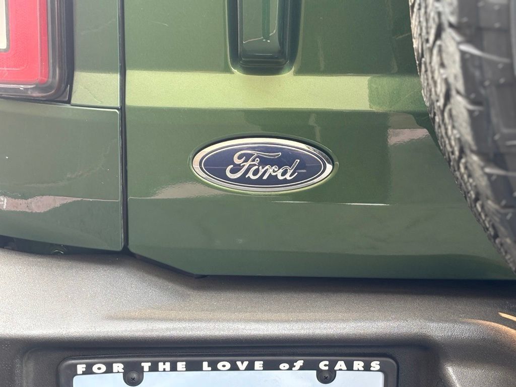 Used 2023 Ford Bronco Outer Banks AWD/4WD image 32