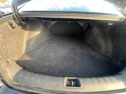 Used 2017 Honda Accord EX-L image 32