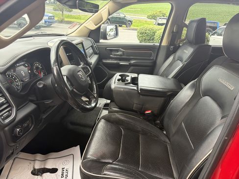 Used 2021 RAM 1500 Laramie AWD/4WD image 12