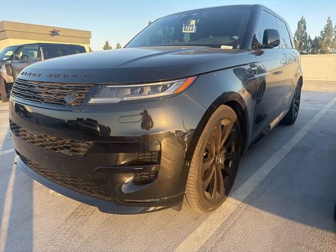 Certified 2025 Land Rover Range Rover Sport Dynamic SE AWD/4WD image 1