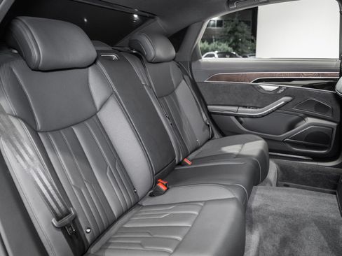 Used 2025 Audi A8 L 3.0T AWD/4WD image 24
