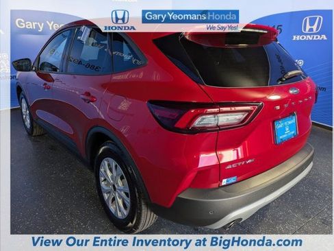 Used 2025 Ford Escape Active w/ Tech Pack #1 image 8