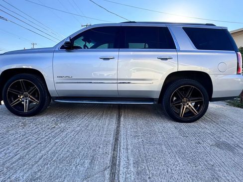 Used 2018 GMC Yukon Denali image 17