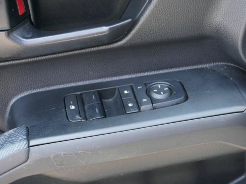 Used 2025 Toyota Tacoma SR RWD image 9