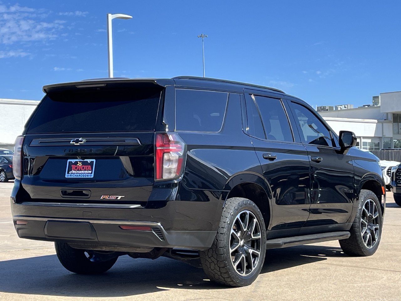 Used 2022 Chevrolet Tahoe RST AWD/4WD image 4