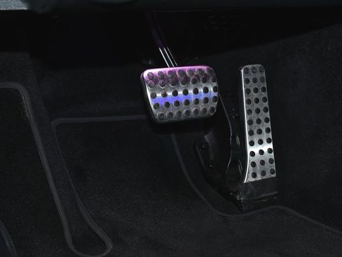 Used 2022 Mercedes-Benz AMG GT 53 image 21