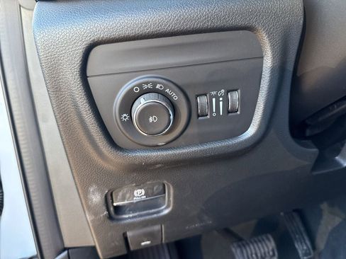 New 2026 Jeep Grand Cherokee L Limited image 17