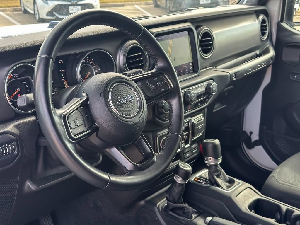 Used 2021 Jeep Wrangler Unlimited Sport AWD/4WD image 11