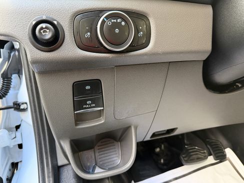 Used 2023 Ford Transit 250 Medium Roof image 15