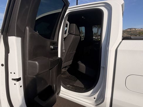 Used 2024 Chevrolet Silverado 1500 Custom image 10