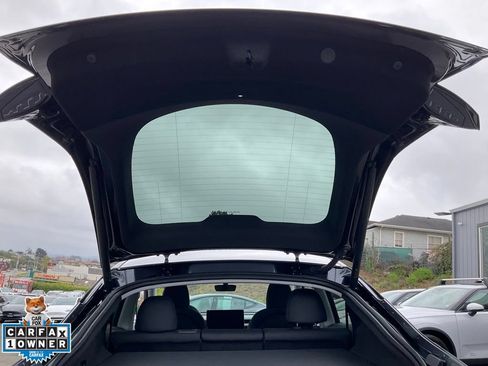 Used 2026 Tesla Model Y AWD image 11