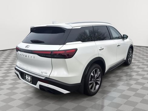 Certified 2025 INFINITI QX60 Luxe w/ Cargo Package image 5