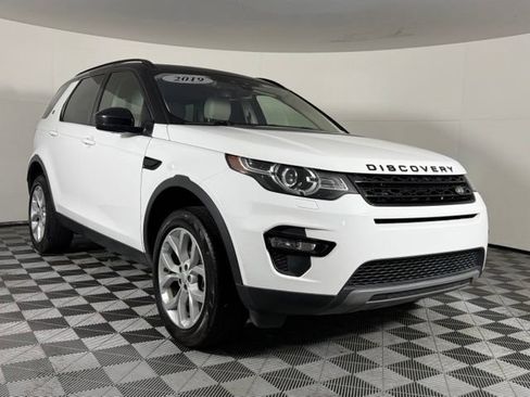 Used 2019 Land Rover Discovery Sport SE AWD/4WD image 10
