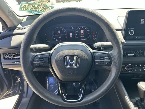 Certified 2023 Honda Accord EX image 11