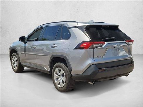 Used 2021 Toyota RAV4 LE w/ Carpet Mat Package (TMS) AWD/4WD image 8