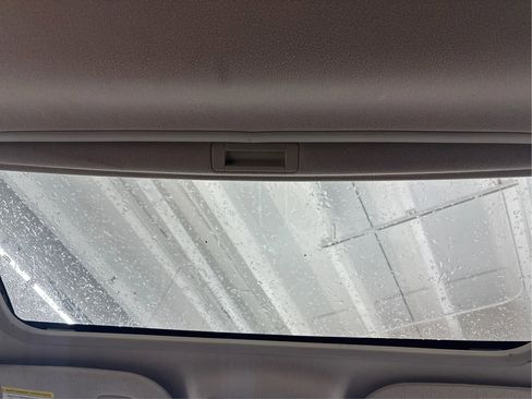 Used 2012 Ford Expedition Limited image 28