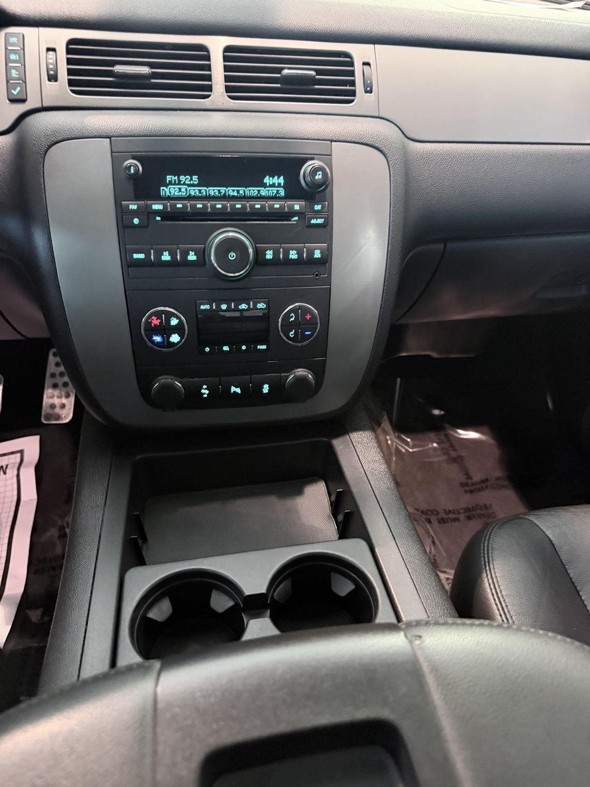 Used 2014 Chevrolet Silverado 2500 LTZ w/ LTZ Plus Package AWD/4WD image 40
