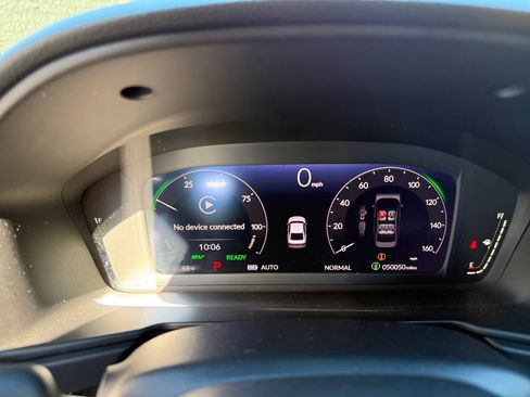 Used 2025 Honda Accord Sport image 24