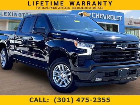 Used 2025 Chevrolet Silverado 1500 RST w/ Convenience Package II AWD/4WD image 1