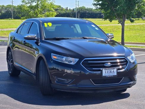 Certified 2019 Ford Taurus Limited AWD/4WD image 4