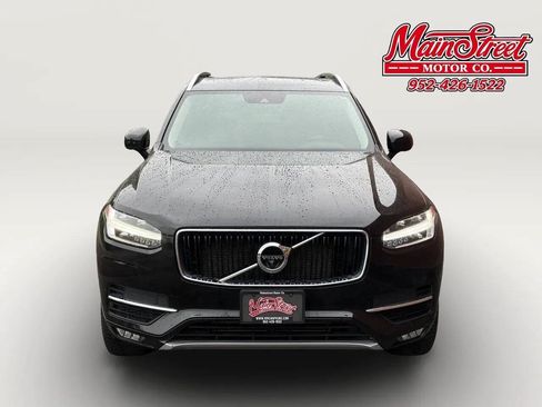 Used 2017 Volvo XC90 T6 Momentum w/ Vision Package AWD/4WD image 2