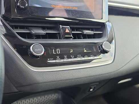 Used 2023 Toyota Corolla LE FWD image 26