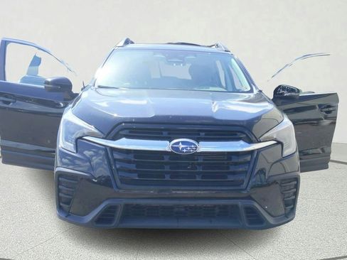 Used 2023 Subaru Ascent Premium AWD/4WD image 9