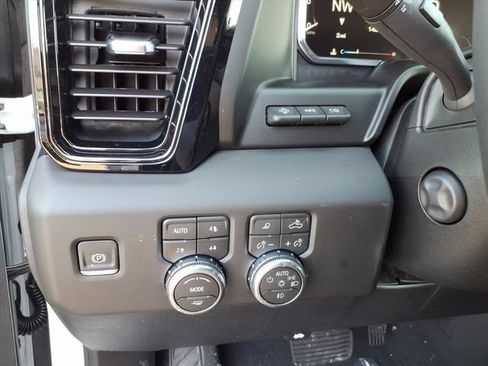 New 2026 GMC Sierra 1500 AT4 w/ AT4 Premium Package AWD/4WD image 30