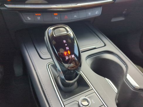 Certified 2025 Cadillac XT4 Premium Luxury w/ Technology Package image 29