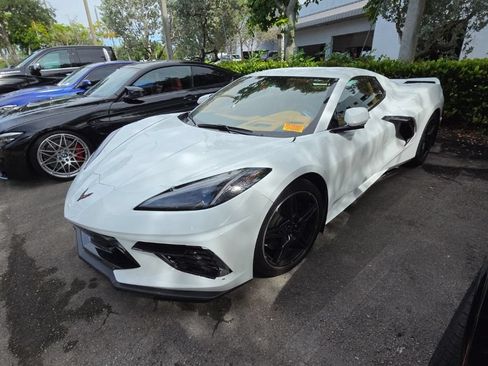 Used 2023 Chevrolet Corvette Stingray Premium Conv w/ Z51 Performance Package RWD image 10