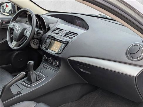 Used 2013 MAZDA MAZDA3 i Grand Touring w/ Tech Pkg FWD image 25