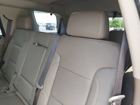 Used 2019 GMC Yukon SLT w/ Open Road Package RWD image 40