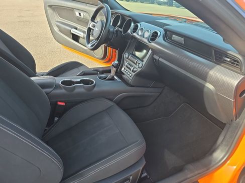 Used 2021 Ford Mustang GT w/ GT Performance Package RWD image 10