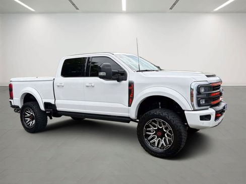 Used 2024 Ford F250 Lariat w/ Lariat Ultimate Package AWD/4WD image 6