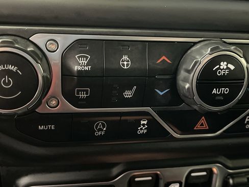 Used 2021 Jeep Wrangler Unlimited Rubicon image 21