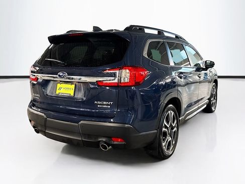 Used 2024 Subaru Ascent Limited w/ Technology Package AWD/4WD image 5