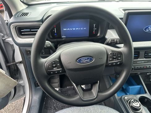 Used 2025 Ford Maverick XLT w/ Equipment Group 302A AWD/4WD image 24