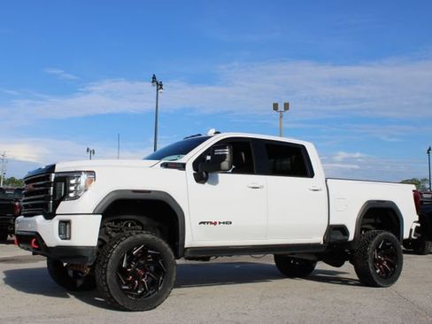 Used 2022 GMC Sierra 2500 AT4 w/ AT4 Premium Plus Package AWD/4WD image 6
