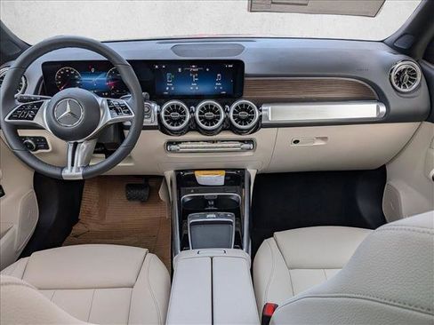 New 2026 Mercedes-Benz GLB 250 4MATIC image 15